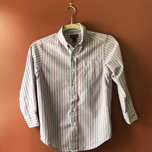 Boys dress shirt size medium (7/8)